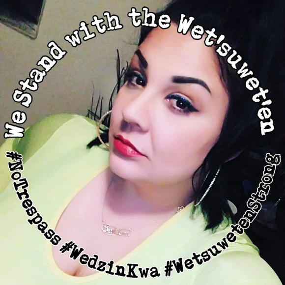 Meet your Posher, Sara - Picture 1 of 1